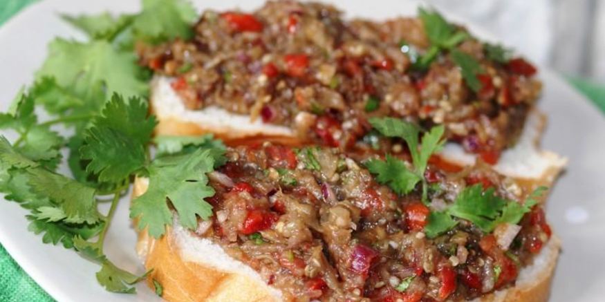 Рецепт икры из баклажан через мясорубку