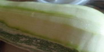 икра кабачковая с томатной пастой и чесноком