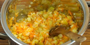 кабачковая икра с томатной пастой на зиму