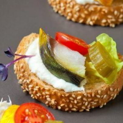 Канапе из скумбрии