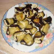 Рецепт Канапе рулетики из баклажанов с сыром и чесноком
