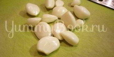 канапе-рулетики из баклажанов с сыром и помидорами