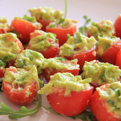Канапе с авокадо