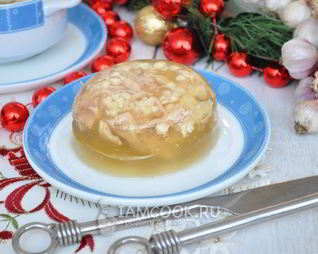 Холодец из курицы в мультиварке