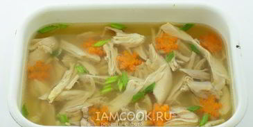 холодец из свиных ножек и курицы