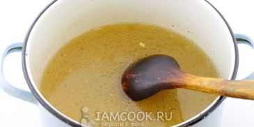 холодец из свиных ножек и курицы