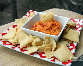 Хумус с запеченным перцем