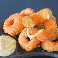 Рецепт Луковых колец с сыром в кляре