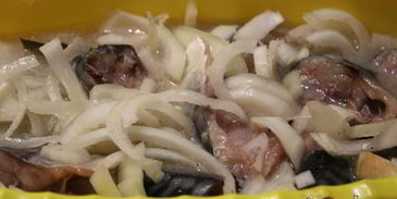 маринованная скумбрия с луком суточная
