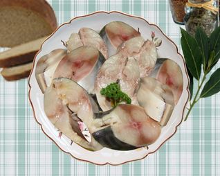 Маринованная скумбрия в соевом соусе