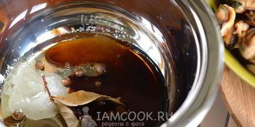 мидии маринованные с соевым соусом