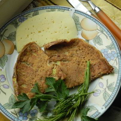 Омлет с грецким орехом