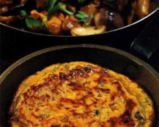 Омлет с грибами и сыром