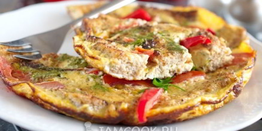 Рецепт омлета с хлебом на сковороде