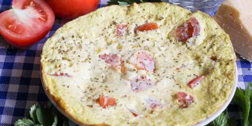 омлет с помидорами