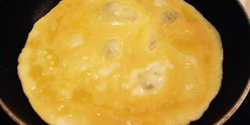 омлет с сыром и рукколой