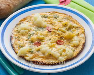 Омлет с цветной капустой на сковороде