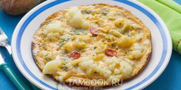 омлет с цветной капустой на сковороде