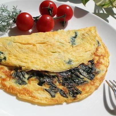 Омлет со шпинатом и сыром