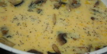 омлет со спаржей и шампиньонами