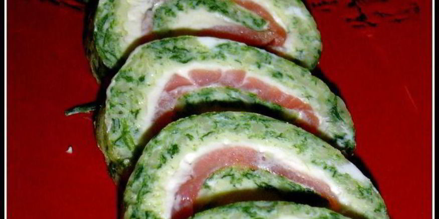 Рецепт закуски из омлета, сыра и красной рыбы