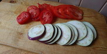 острая закуска с баклажаном и сыром