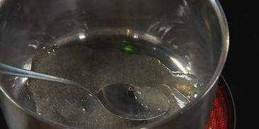 деревенский паштет с маринованным виноградом и персиками