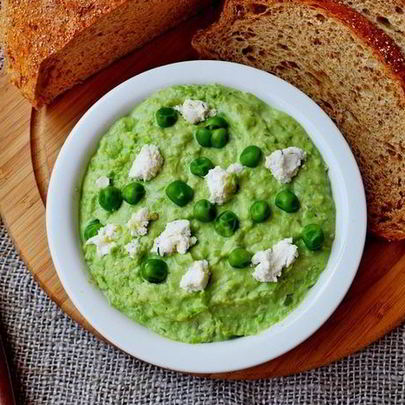 Нежный паштет из зеленого горошка