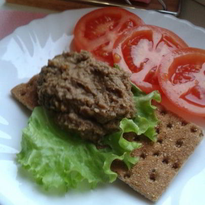 Паштет из чечевицы с кешью и черносливом