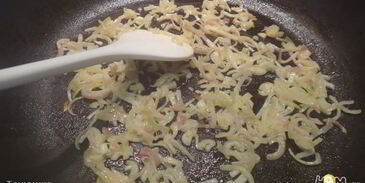 паштет из куринной печени с треугольниками мельбы