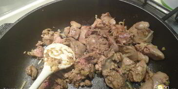 паштет из куринной печени с треугольниками мельбы