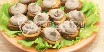 паштет из куриной печени праздничный