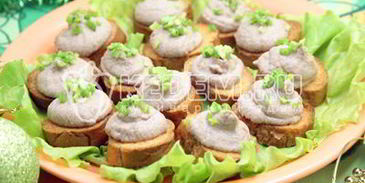 паштет из куриной печени праздничный