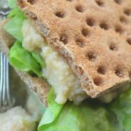 Рецепт Паштета иза нуты с яблоками и хлебцами иза отрубея