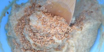 паштет из нута с яблоками и хлебцами из отрубей