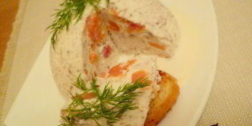 паштет из слабосоленой семги под соусом