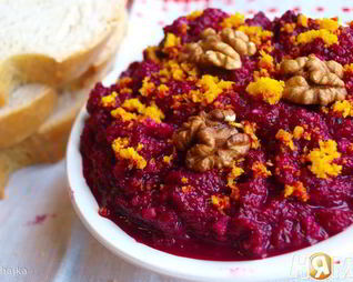 Паштет из свеклы с апельсином и орехами