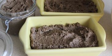 паштет из свиной печени с черносливом