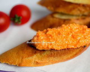 Паштет из сыра и томатов