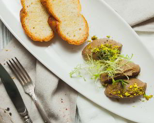 Паштет куриный на гренках