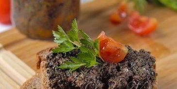 тапенад — паштет из оливок и маслин