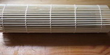 фальшивые суши-роллы с курицей