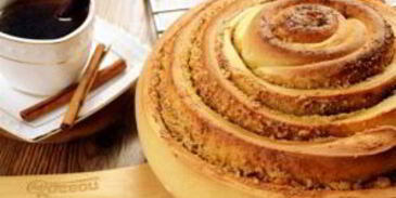 гигантский коричный ролл