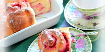 малиново-лимонные роллы к утреннему кофе