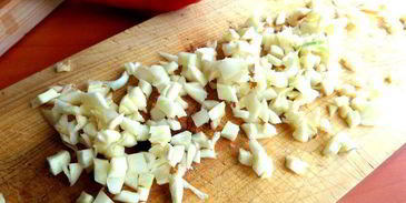 маринованные роллы из молодых кабачков