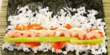 роллы с креветками