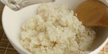 роллы с кунжутом