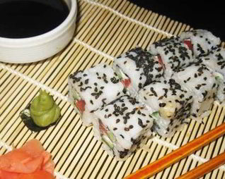 Роллы с огурцом и сыром