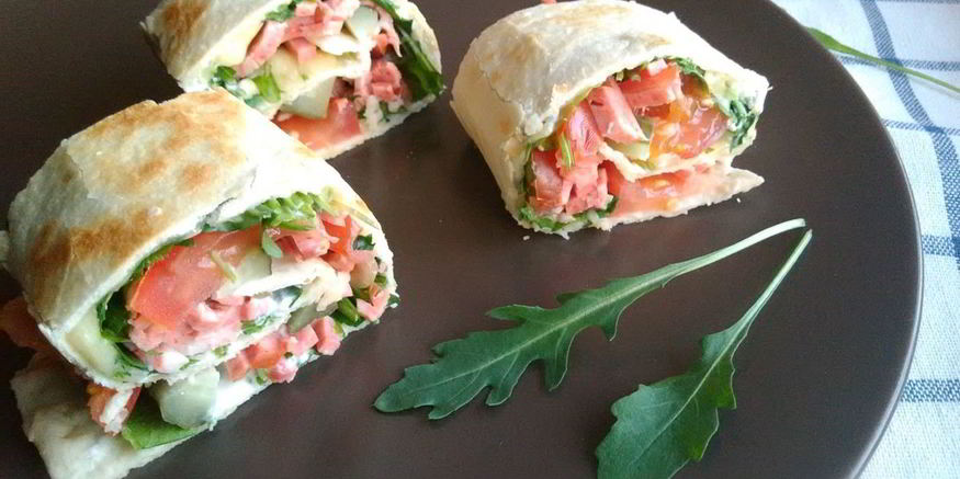 Рецепт роллов с овощами и ветчиной