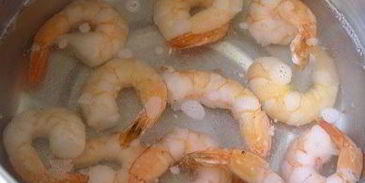 роллы с тунцом и креветками